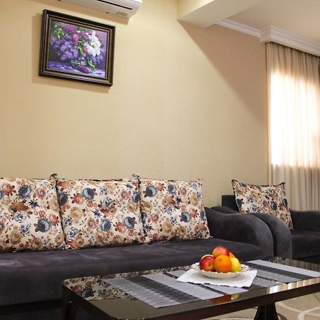 Lasha Apartment Tbilisi Ngoại thất bức ảnh